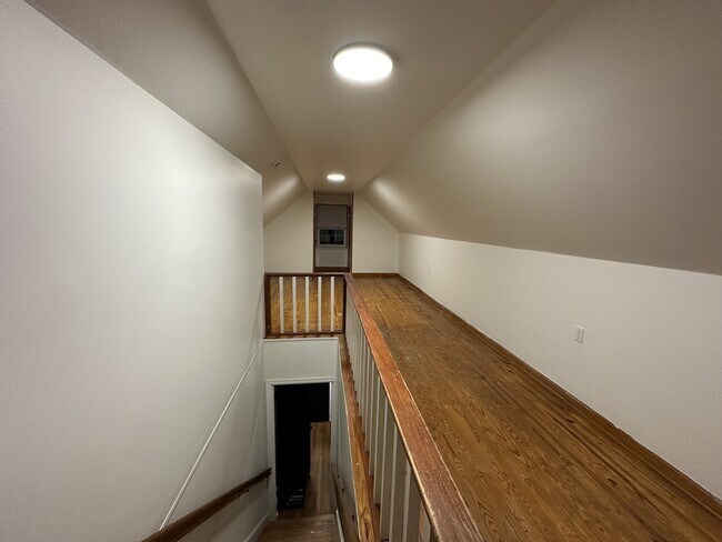 Foto del edificio - 1279 E North Broadway