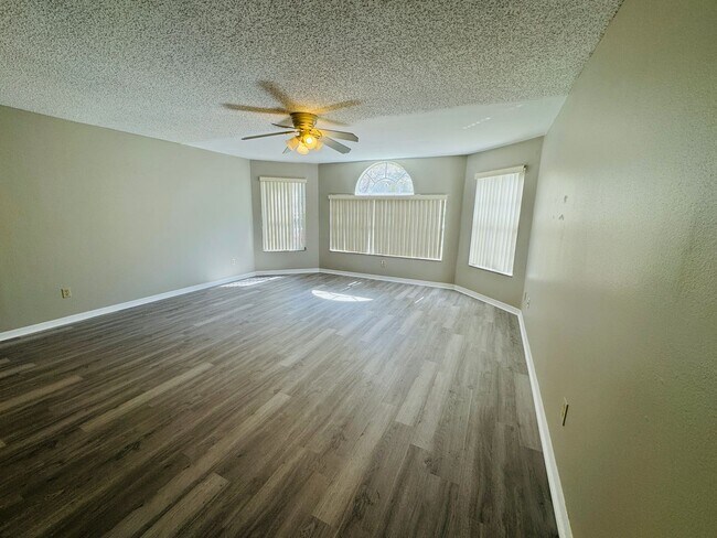 Photo - 3 Bedroom/2 bathroom Condo in Kissimmee!!