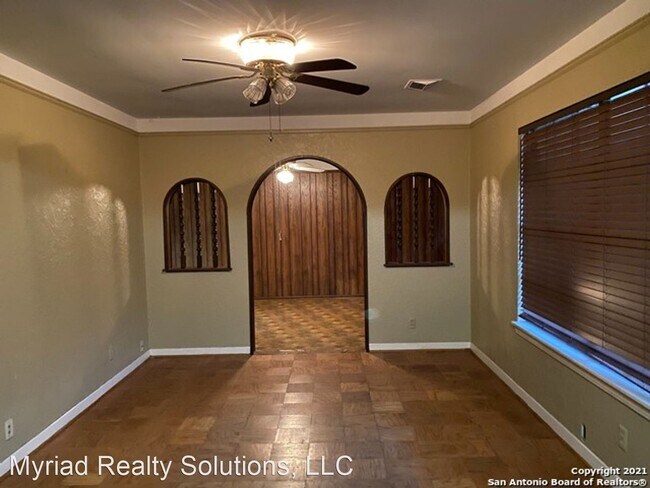 Building Photo - 3 br, 2 bath House - 5914 Fermi Dr