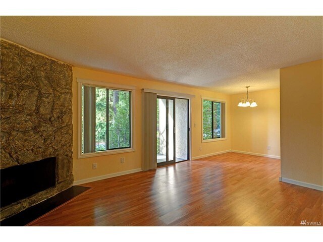 Foto del edificio - 16310 NE 12th Ct