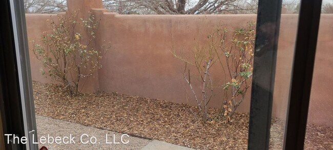 Building Photo - 3 br, 2 bath House - 2808 Don Pablo NW