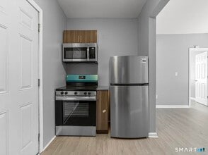 Building Photo - 31 Whittier St