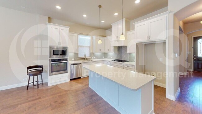 Foto del edificio - 4421 Avenida Ln