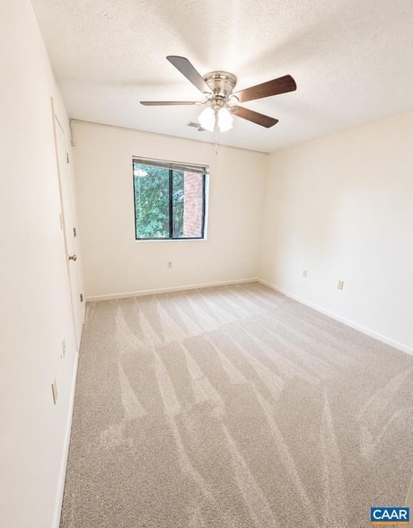 Building Photo - 122 Turtle Creek Rd