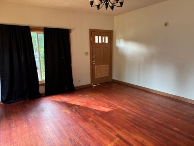 Building Photo - Charming updated Glenwood home with 3 bedr...