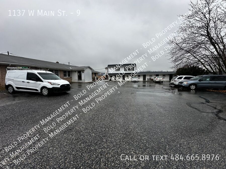 Foto del edificio - 1137 W Main St