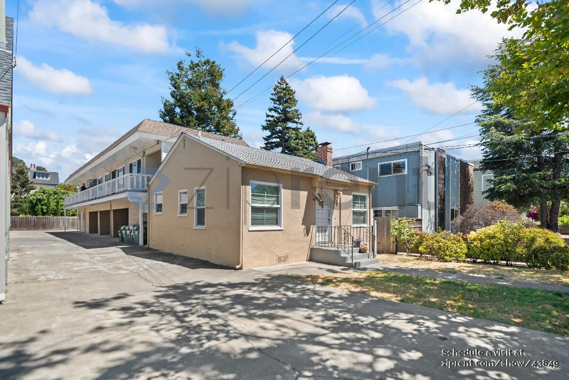 Primary Photo - 1422 Sherman St