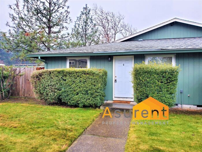 Primary Photo - Charming 4-Plex 2 Bedroom 1 Bathroom Unit ...