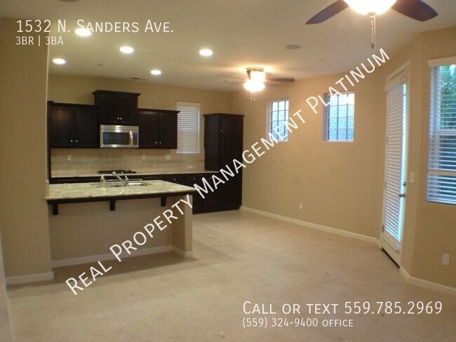 Building Photo - 1532 N Sanders Ave
