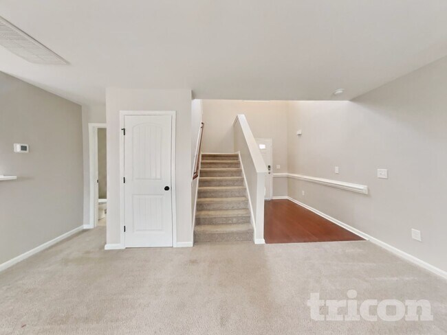Foto del edificio - 31 Burr Oak Cir