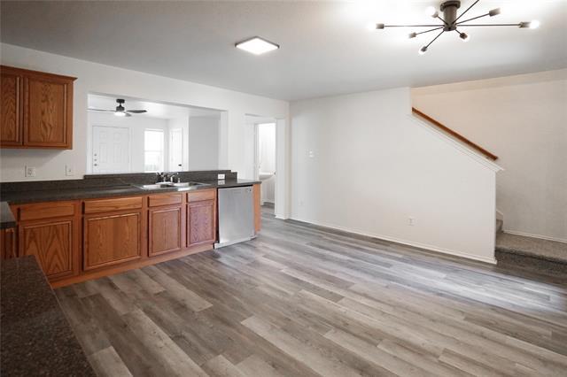 Foto del edificio - 4917 Captains Pl