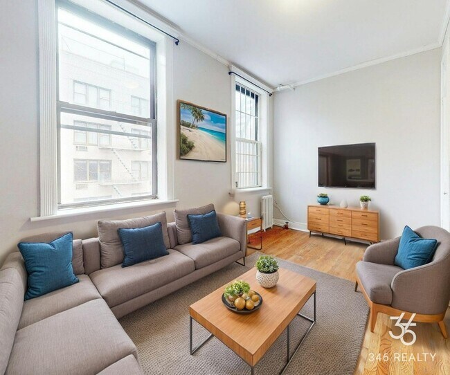 Building Photo - East 25th Street