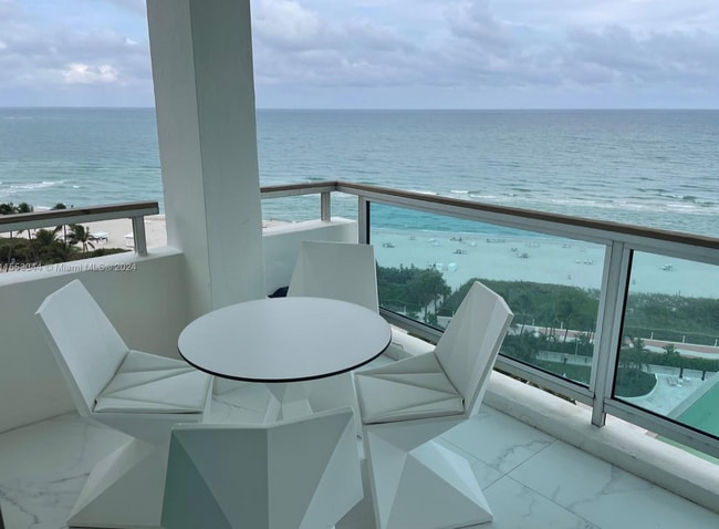 Building Photo - 5151 Collins Ave