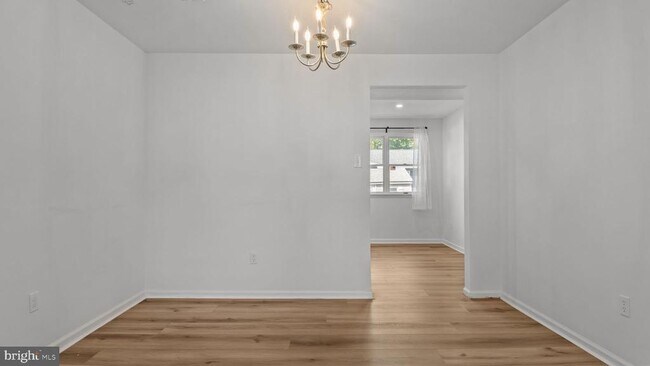 Building Photo - 318 Birch Ave