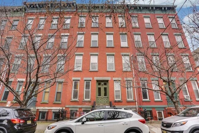 Building Photo - 235 3rd St