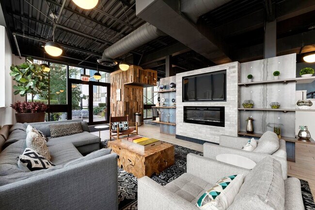 Foto del edificio - 660 W Wayman St