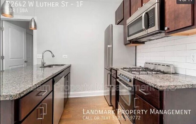 Foto del edificio - 2642 W Luther St