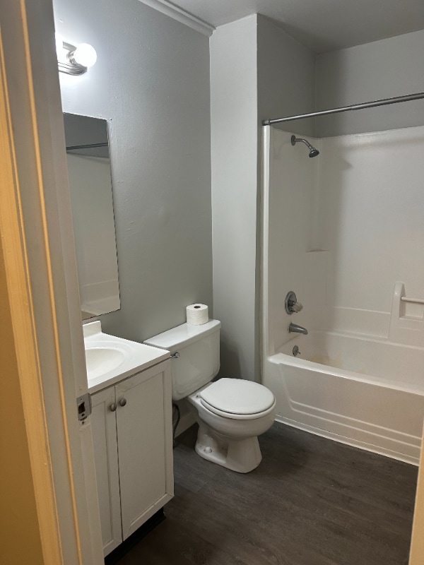 Foto del edificio - 219 W Flower St