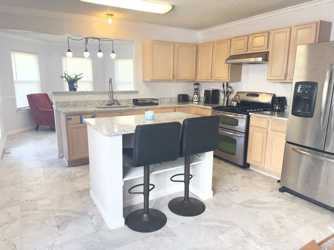 Building Photo - 9818 Autumn Arch