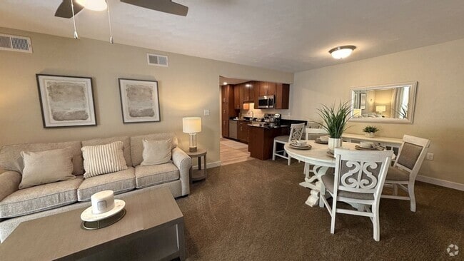 Charleston Livingroom Dinning Room - St. Andrews Apartments