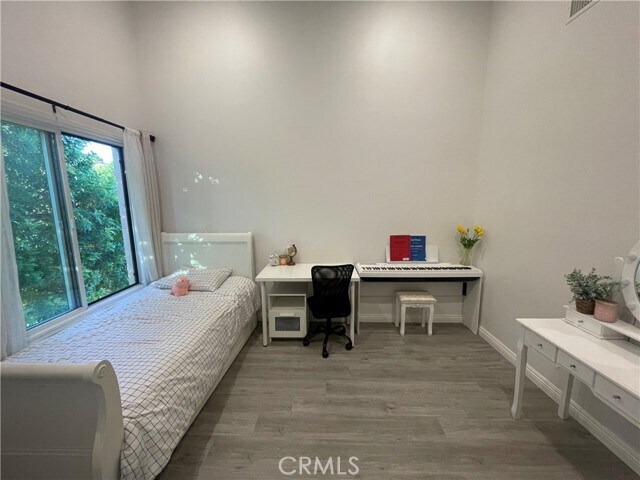 Foto del edificio - 23 Seaview Dr N
