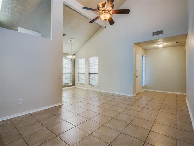 Foto del edificio - 1713 Sonnet Dr