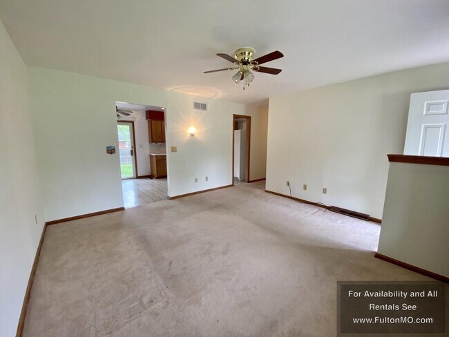 Building Photo - 1008 N Kentucky