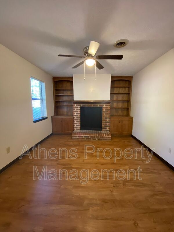 Foto del edificio - 113 St Andrews Ct