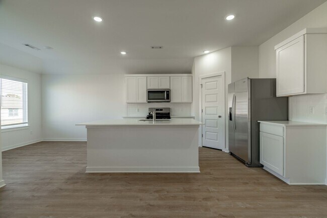 Building Photo - 4530 W Canyon Run Dr