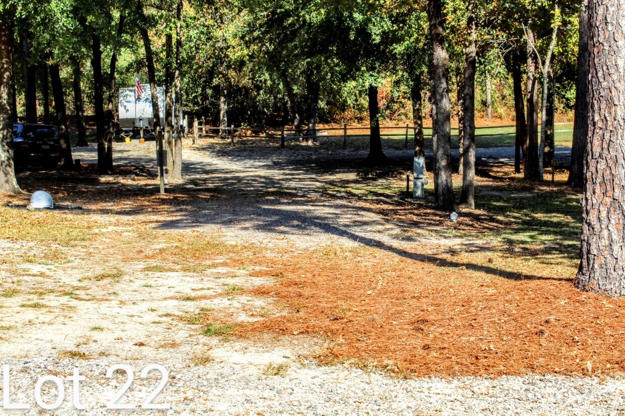 5027 Rivers Collins Rd Unit 22, Waynesboro, GA 30830 Room for Rent in Waynesboro, GA