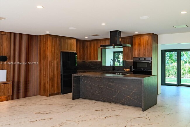 Foto del edificio - 3711 Battersea Rd