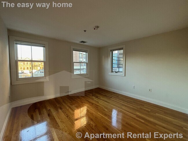 Foto del edificio - 1110 Massachusetts Ave