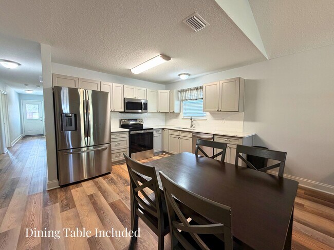 Foto del edificio - 4626 Dove Way