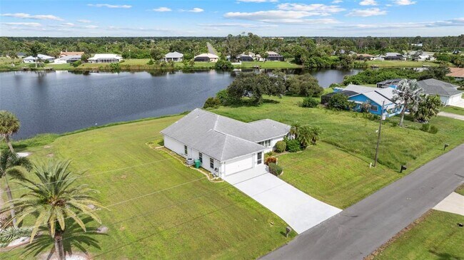 Foto del edificio - 6460 Blueberry Dr