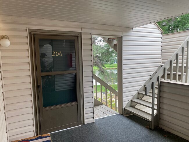 Building Photo - 1705 Heatheridge Rd