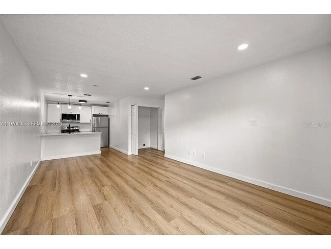 Foto del edificio - 5305 SE 28th Ln