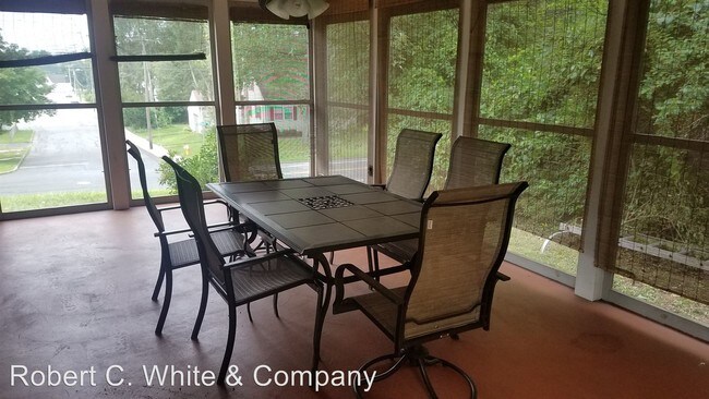 Foto del edificio - 3 br, 1 bath House - 59 Greenwood Drive