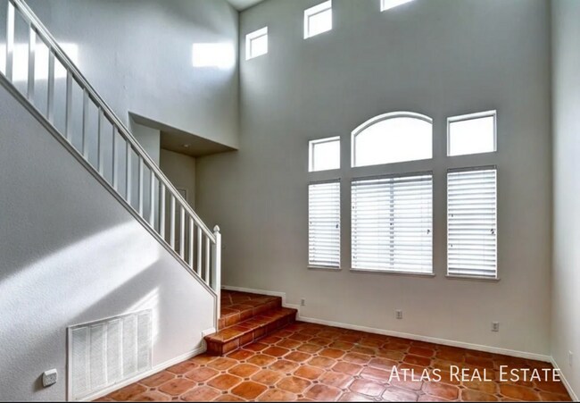 Foto del edificio - 2213 Warm Walnut Dr