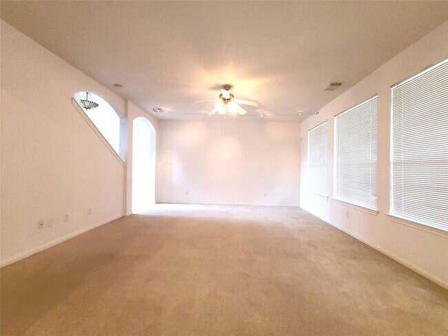 Foto del edificio - 119 Benedict Canyon Loop