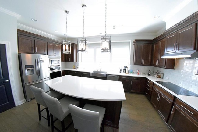 Building Photo - 262 Iverson Way