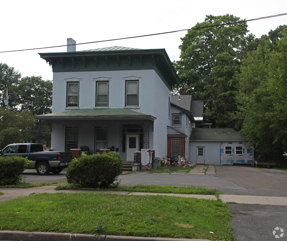 Primary Photo - 503 N Washington St