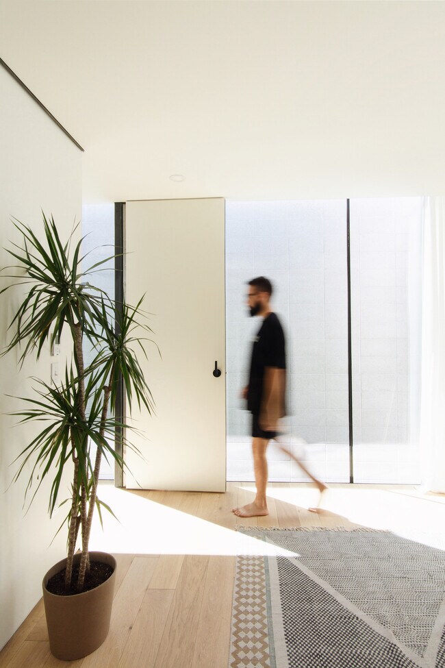 Foto del edificio - 818 W McKinley St