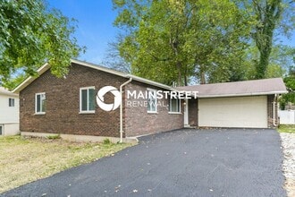 Building Photo - 1215 Dawn Valley Dr