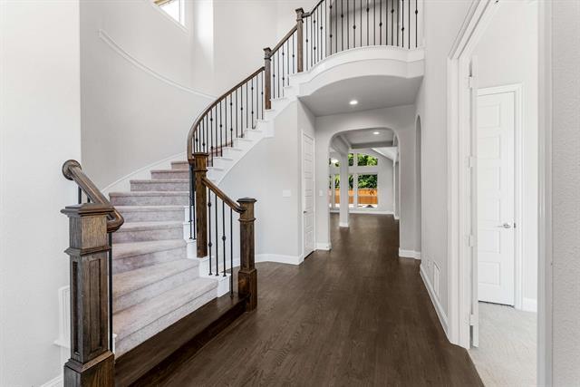 Foto del edificio - 2605 Greenlawn Dr