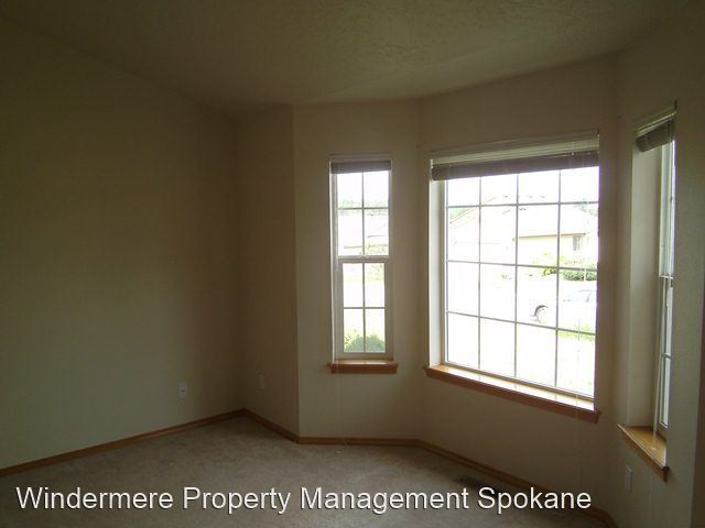Building Photo - 4 br, 2.5 bath House - 8502 E. Bull Pine Lane