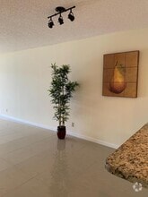 Building Photo - 3212 Strawflower Way