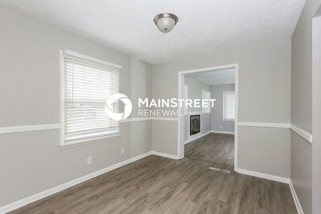 Building Photo - 3 Bedroom Pet-Friendly Home in Louisville,...