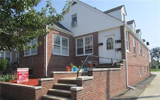 Building Photo - 82 Woodbridge Ave