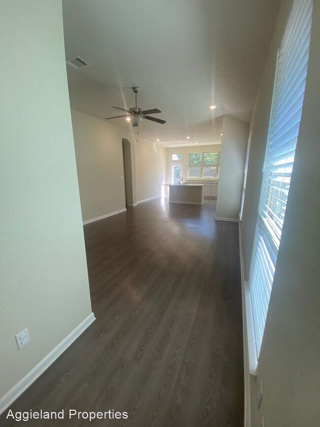 Foto del edificio - 3 br, 2 bath House - 2026 Dumfries Dr