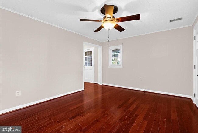 Foto del edificio - 333 Magothy Beach Rd